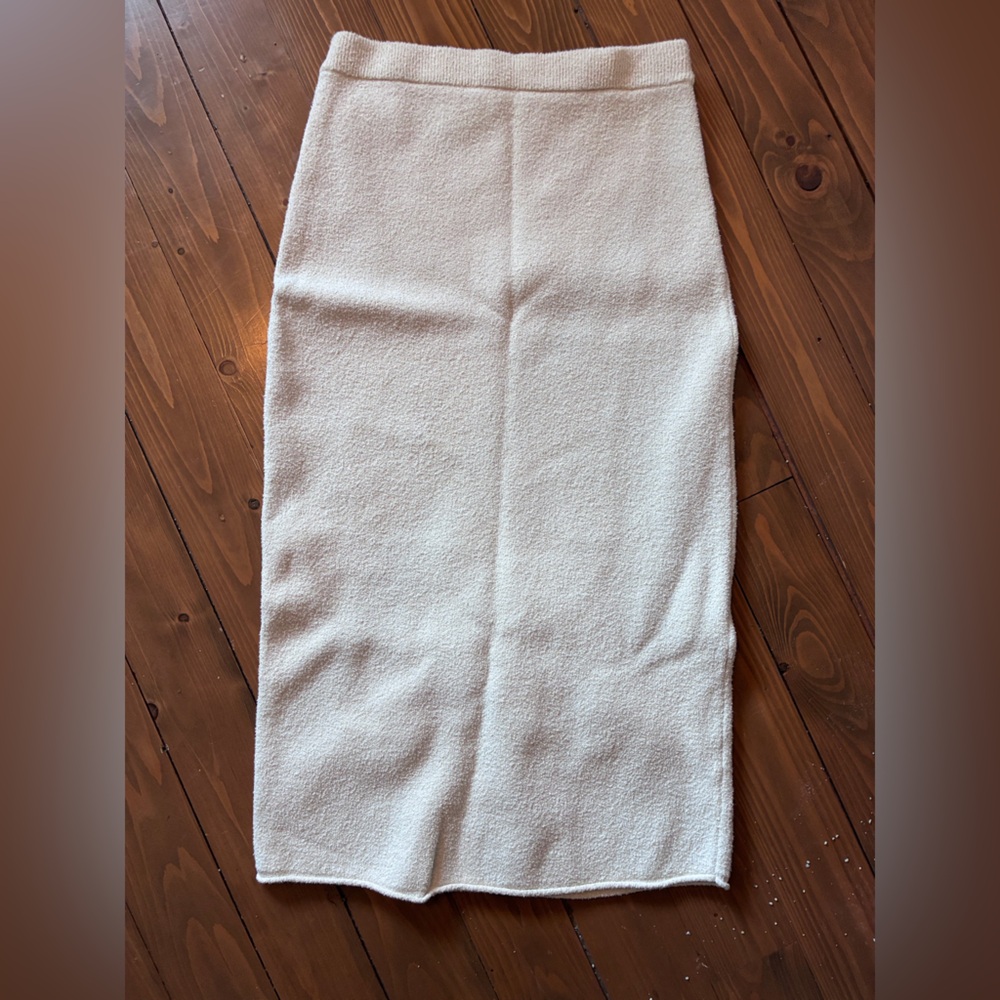 Zara Cream Textured Midi Pencil Skirt